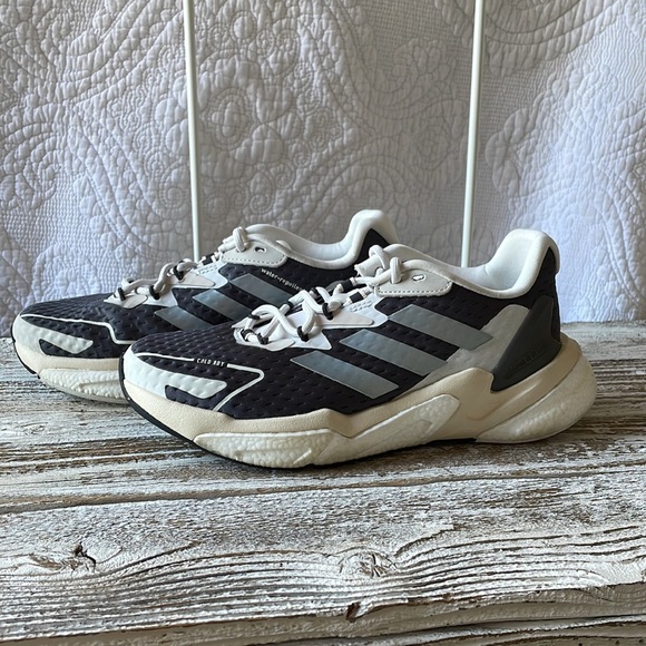 Adidas Shoes - Picture 4 of 7